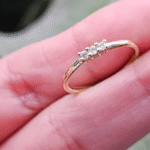 Anillo en oro de 18k con diamantes