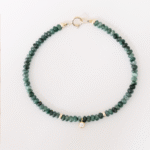 Pulsera con oro de 18K con piedra crisocola y Dije cristal