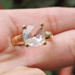 Anillo cuarzo cristal enchapado en oro de 18K