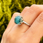 Anillo en Ópalo andino natural
